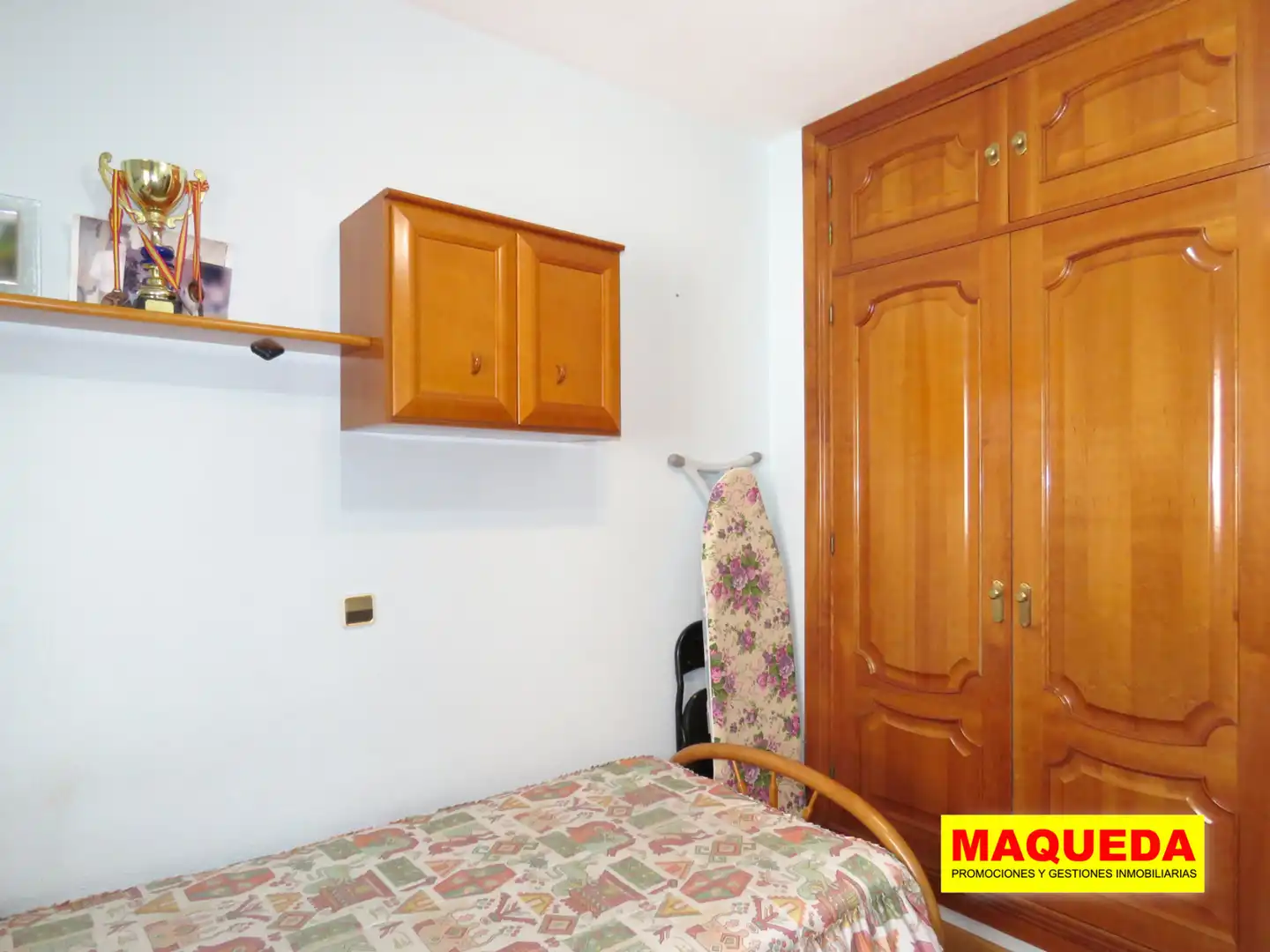 Bedroom of Flat for sale in Alcorcón  with Air Conditioner, Heating and Parquet flooring