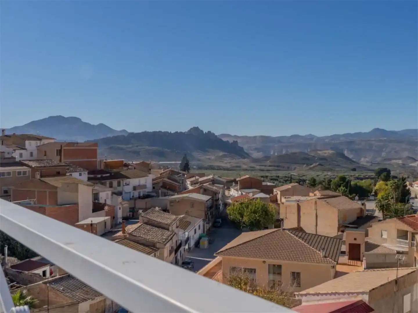 Vista exterior de Pis en venda en Huesa amb Aire condicionat, Piscina i Balcó