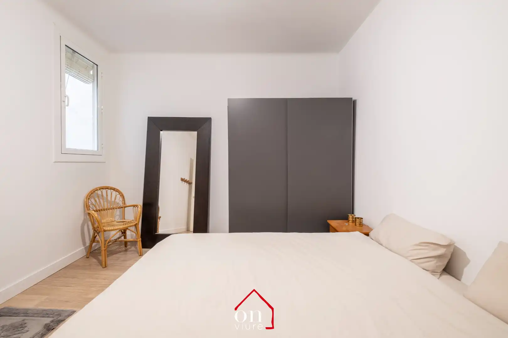 Habitación de Piso en venta en Terrassa con Calefacción, Horno y Internet