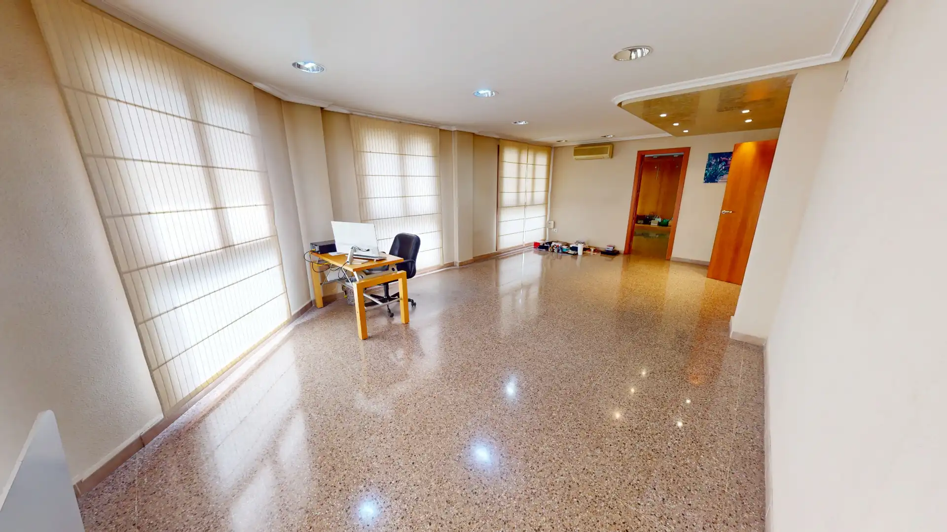 Flat for sale in Elche / Elx  with Air Conditioner and Heating