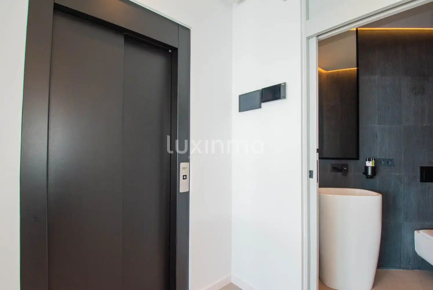 Houses for sale in Jávea / Xàbia  with Air Conditioner, Heating and Private garden