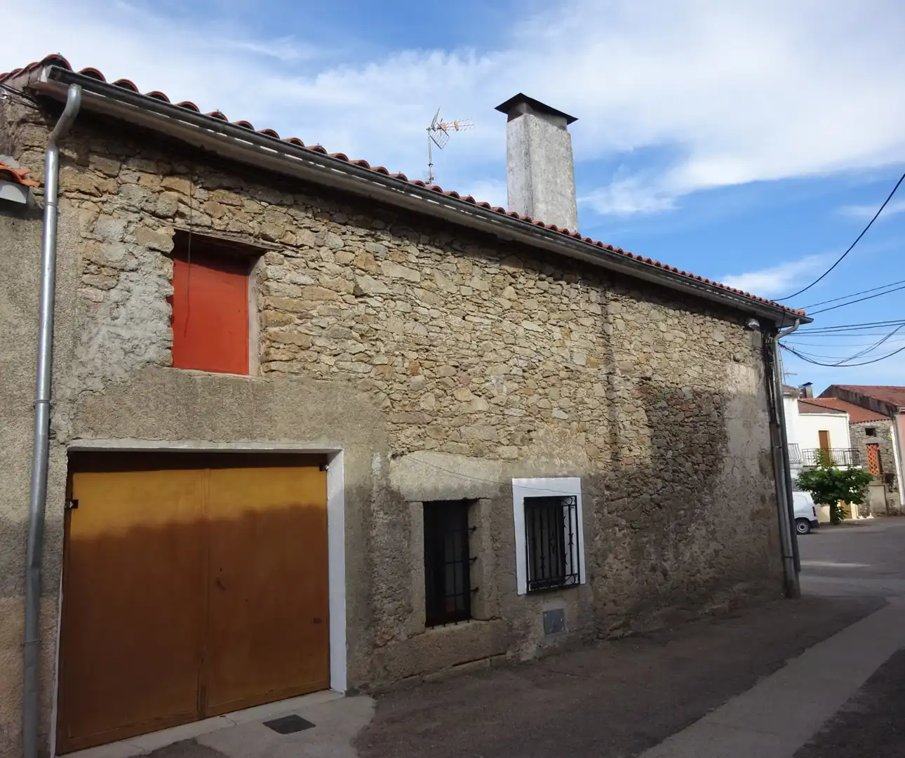 Vista exterior de Casa o chalet en venta en Casillas de Flores con Balcón