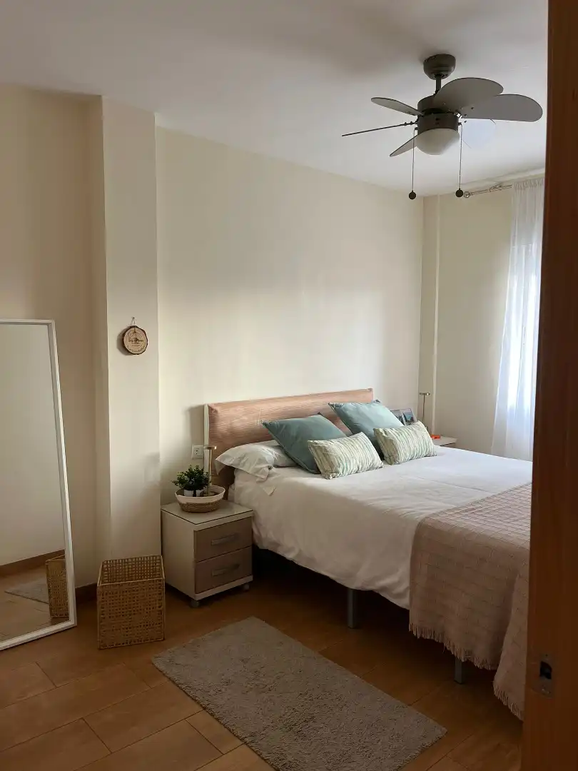 Bedroom of Flat for rent in Córdoba  with Air Conditioner, Heating and Terrace