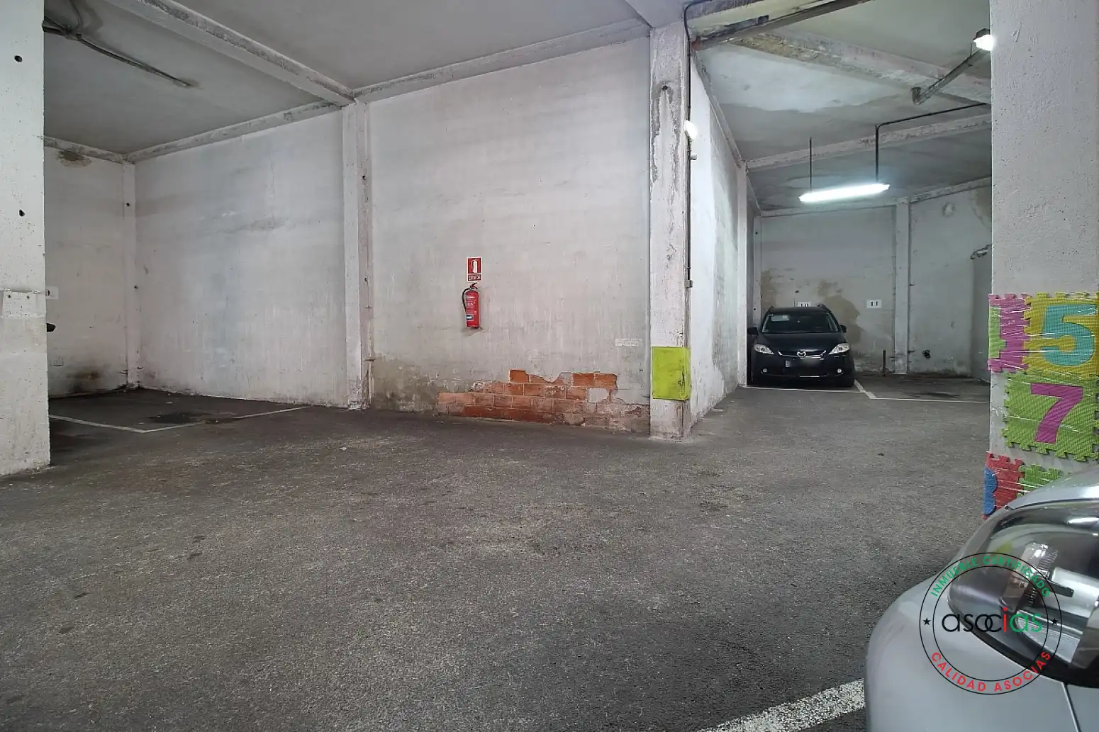 Parking de Piso en venta en Gijón  con Calefacción, Parquet y Terraza