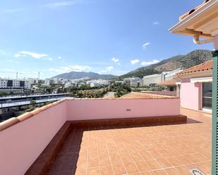 Exterior view of Apartment to rent in Fuengirola  with Air Conditioner, Terrace and Swimming Pool