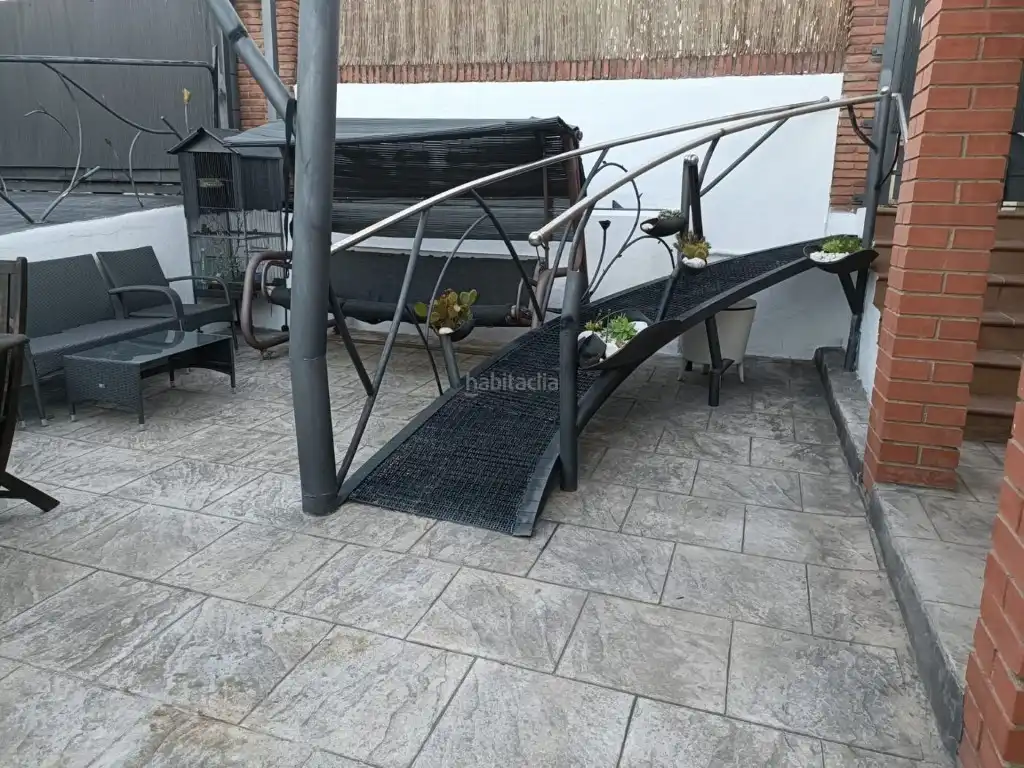 Terrassa de Casa o xalet en venda en Rubí amb Aire condicionat i Piscina