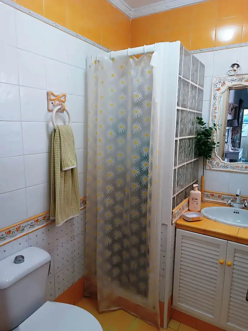 Bany de Casa o xalet en venda en El Puerto de Santa María amb Aire condicionat, Jardí privat i Terrassa