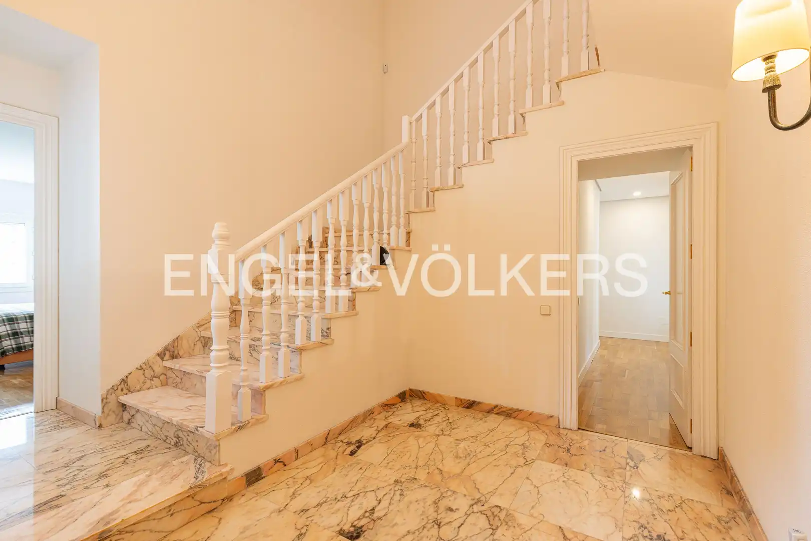 Casa o chalet en venta en Pozuelo de Alarcón con Aire acondicionado, Calefacción y Jardín privado