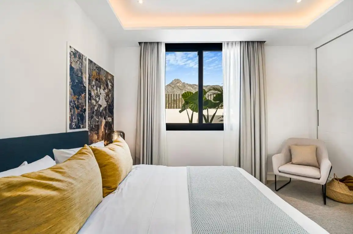 Bedroom of Houses for sale in Marbella  with Air Conditioner, Heating and Private garden