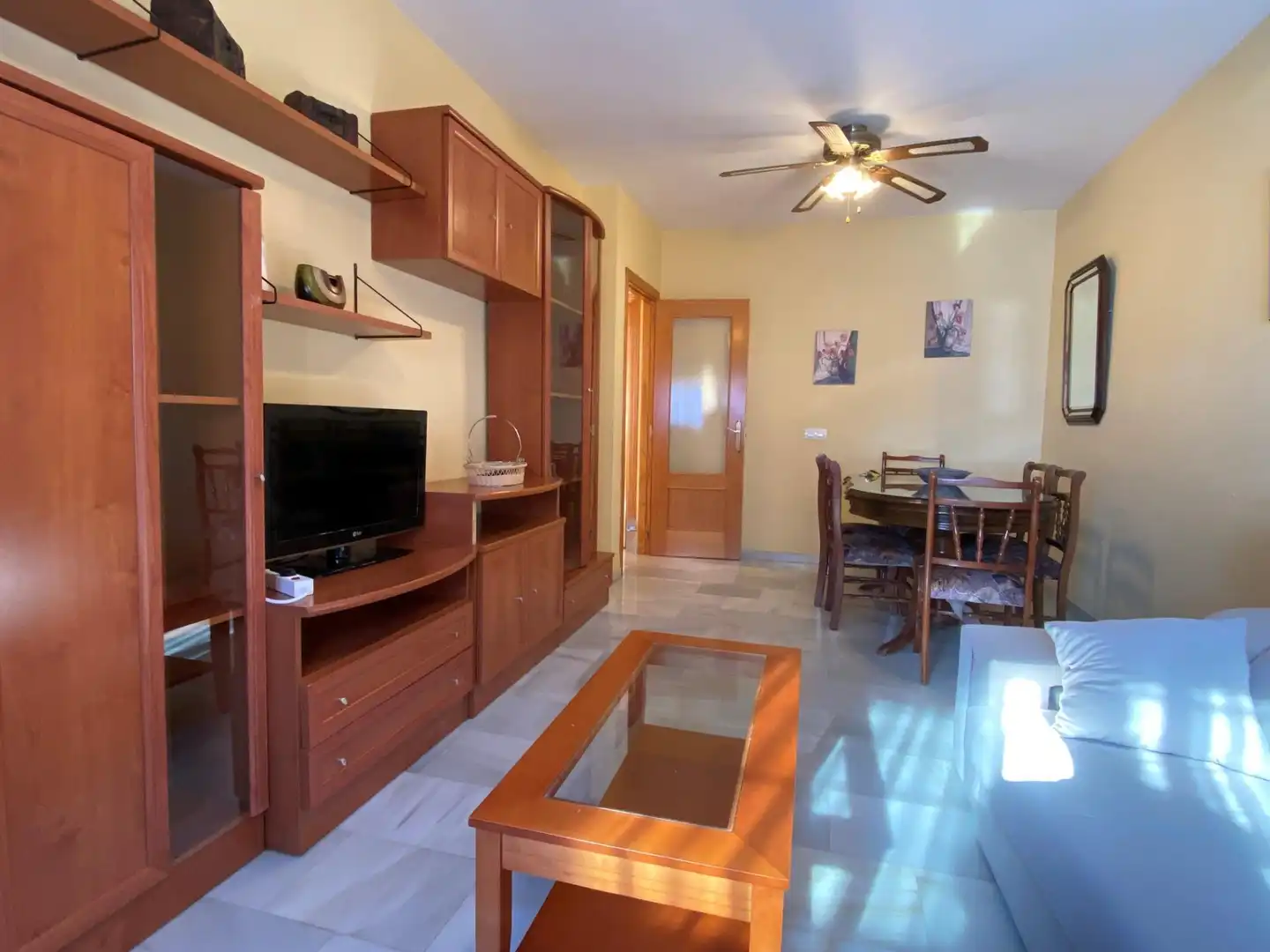 Apartament amb ascensor de lloguer a Las Lagunas, imagen 2