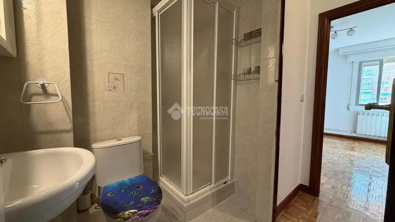 Baño de Piso de alquiler en Fuencarral - El Pardo