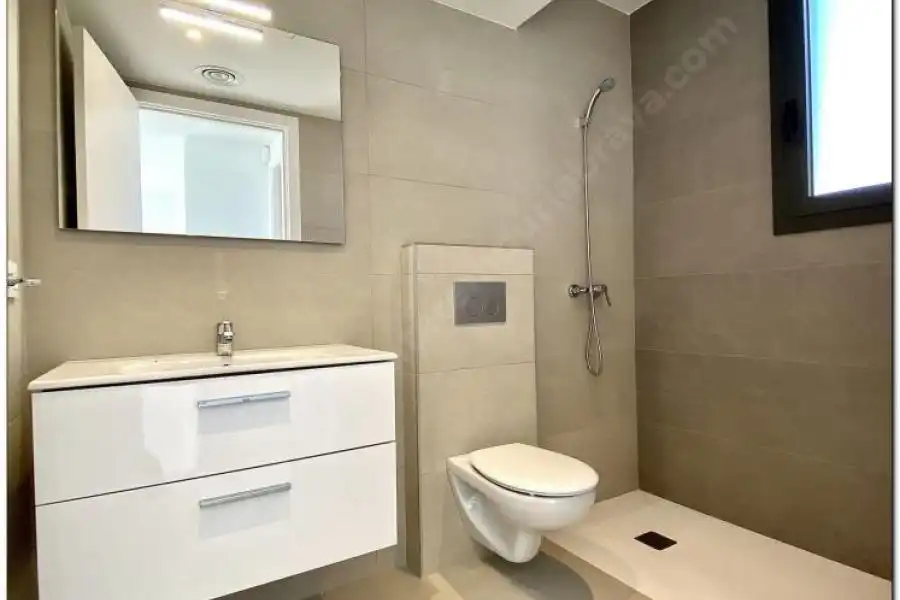Chalet en venta en Requesens, imagen 5