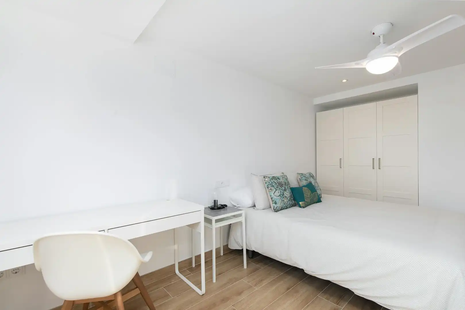 Bedroom of Flat for rent in Poblats Marítims