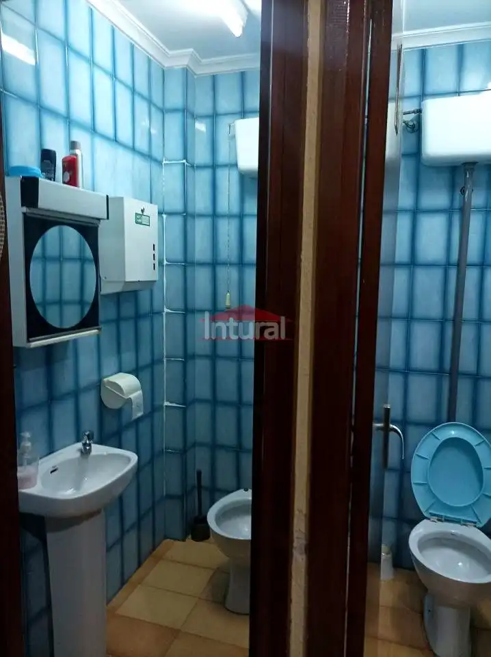 Badezimmer von Gebäude zum Verkauf in Hellín