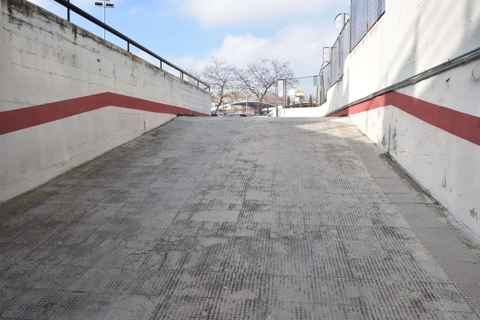Vista exterior de Garaje en venta en Pozuelo de Alarcón