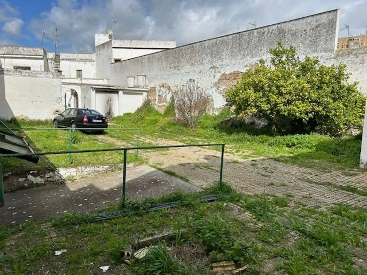 Houses for sale in Tomares  with Terrace, Storage room and Balcony
