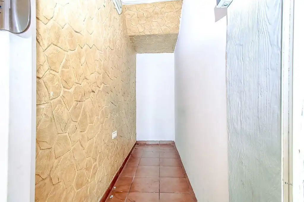 Local en venta en Valdepeñas