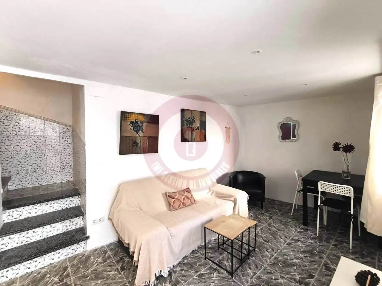 Sala de estar de Casa adosada en venta en Torrox con Terraza y Amueblado