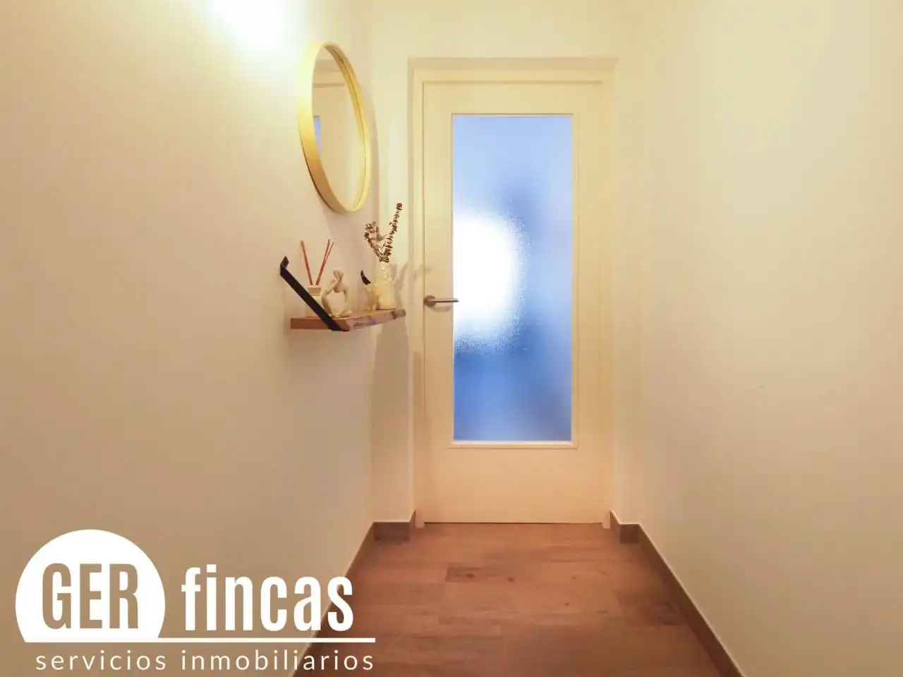 Flat for sale in Terrassa  with Alarm