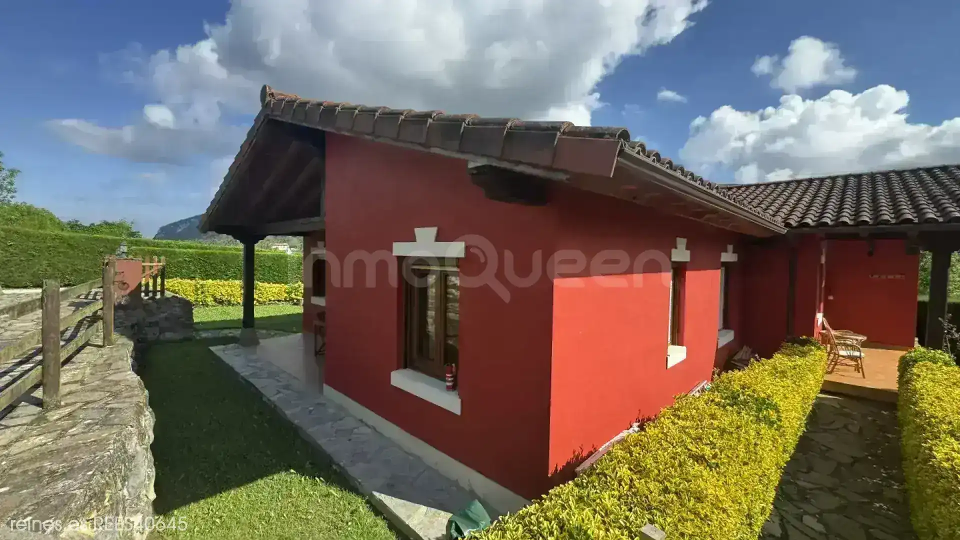 Vista exterior de Casa adosada en venta en Rionansa con Calefacción, Jardín privado y Terraza