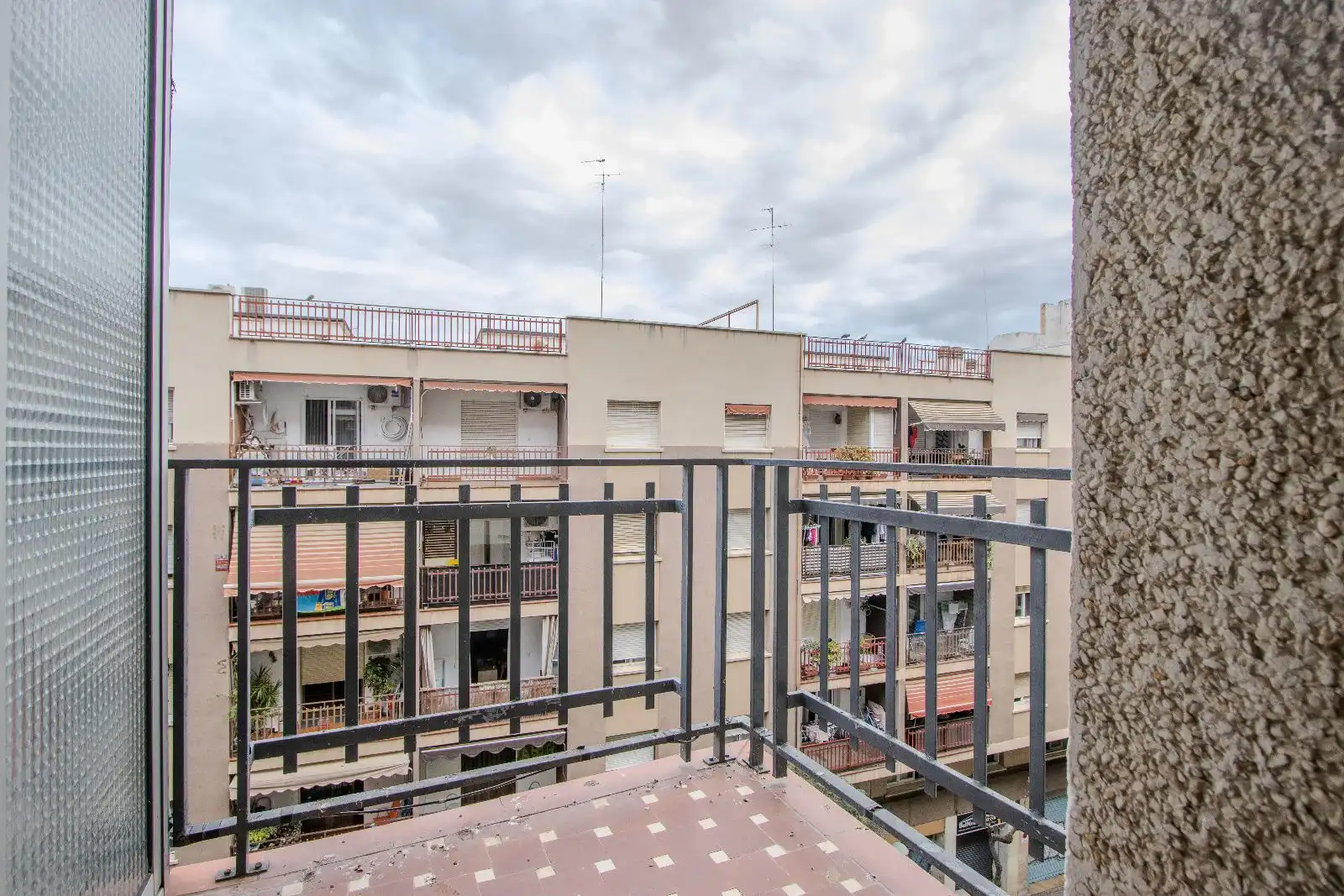 Flat with terrace for sale in Caputxins 22, imagen 4