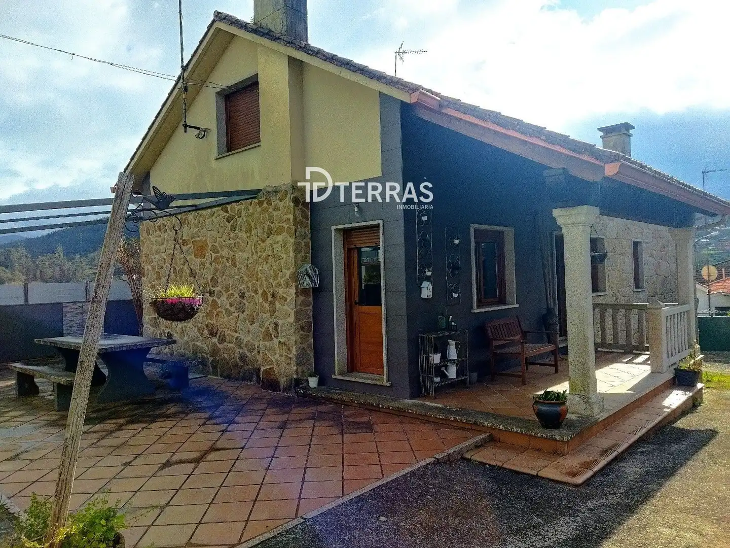 Casa o xalet en venda a O Pío - Bora, Parroquias Rurales