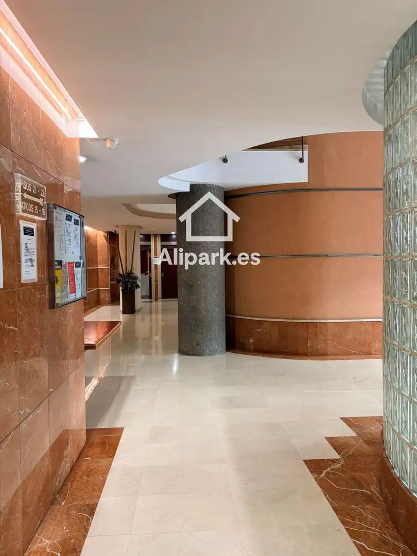 Parking of Flat for sale in Alicante / Alacant  with Air Conditioner and Terrace