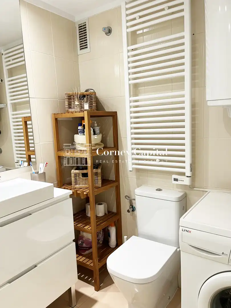 Bathroom of Flat for sale in Pals  with Private garden, Terrace and Swimming Pool