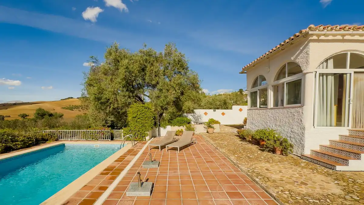 Terrassa de Casa o xalet en venda en Almogía amb Aire condicionat, Jardí privat i Terrassa