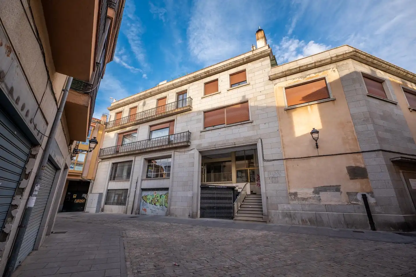 Vista exterior de Pis en venda en Ávila amb Calefacció, Parquet i Terrassa