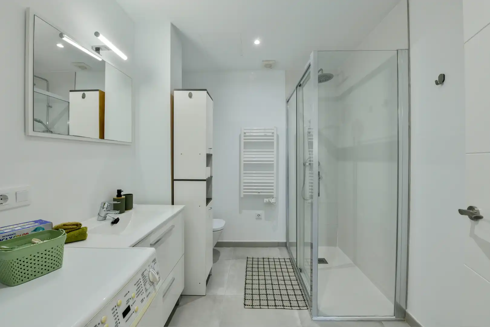 Bathroom of Ground floor for rent in Calvià  with Air Conditioner, Heating and Terrace