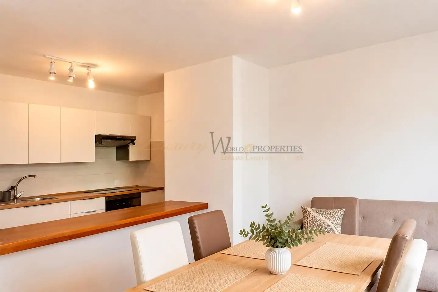 Cuina de Apartament en venda en Santiago del Teide amb Terrassa i Piscina comunitària
