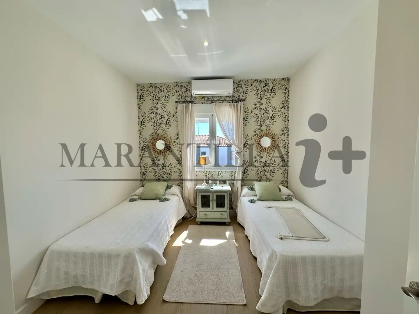 Habitación de Casa o chalet en venta en Islantilla con Aire acondicionado, Jardín privado y Terraza
