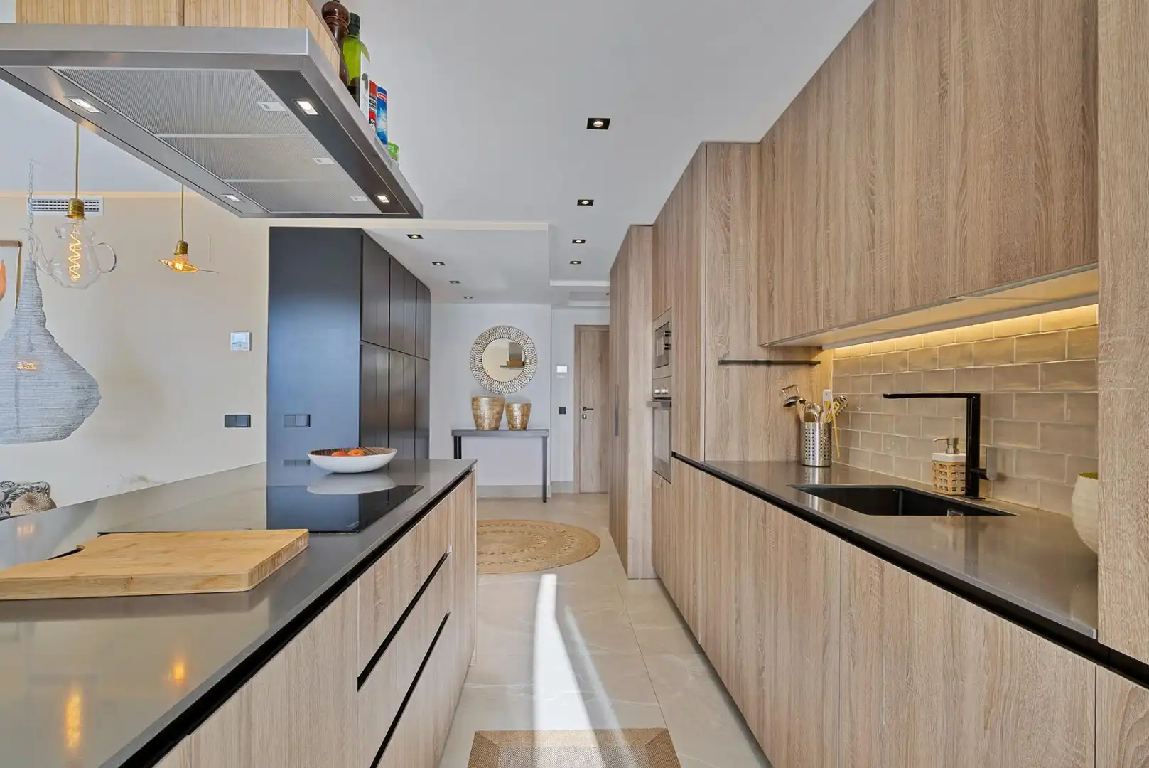 Kitchen of Attic for sale in Istán  with Air Conditioner, Private garden and Terrace