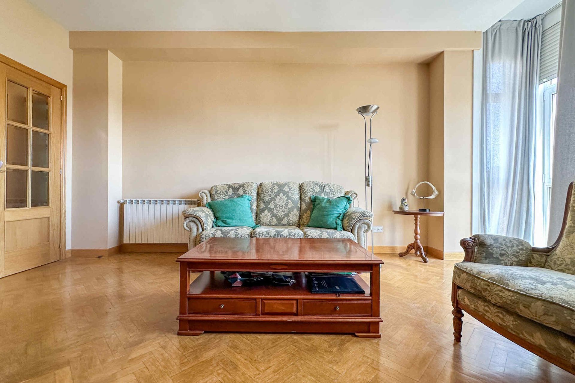 Sala d'estar de Casa adosada en venda en Catral amb Aire condicionat