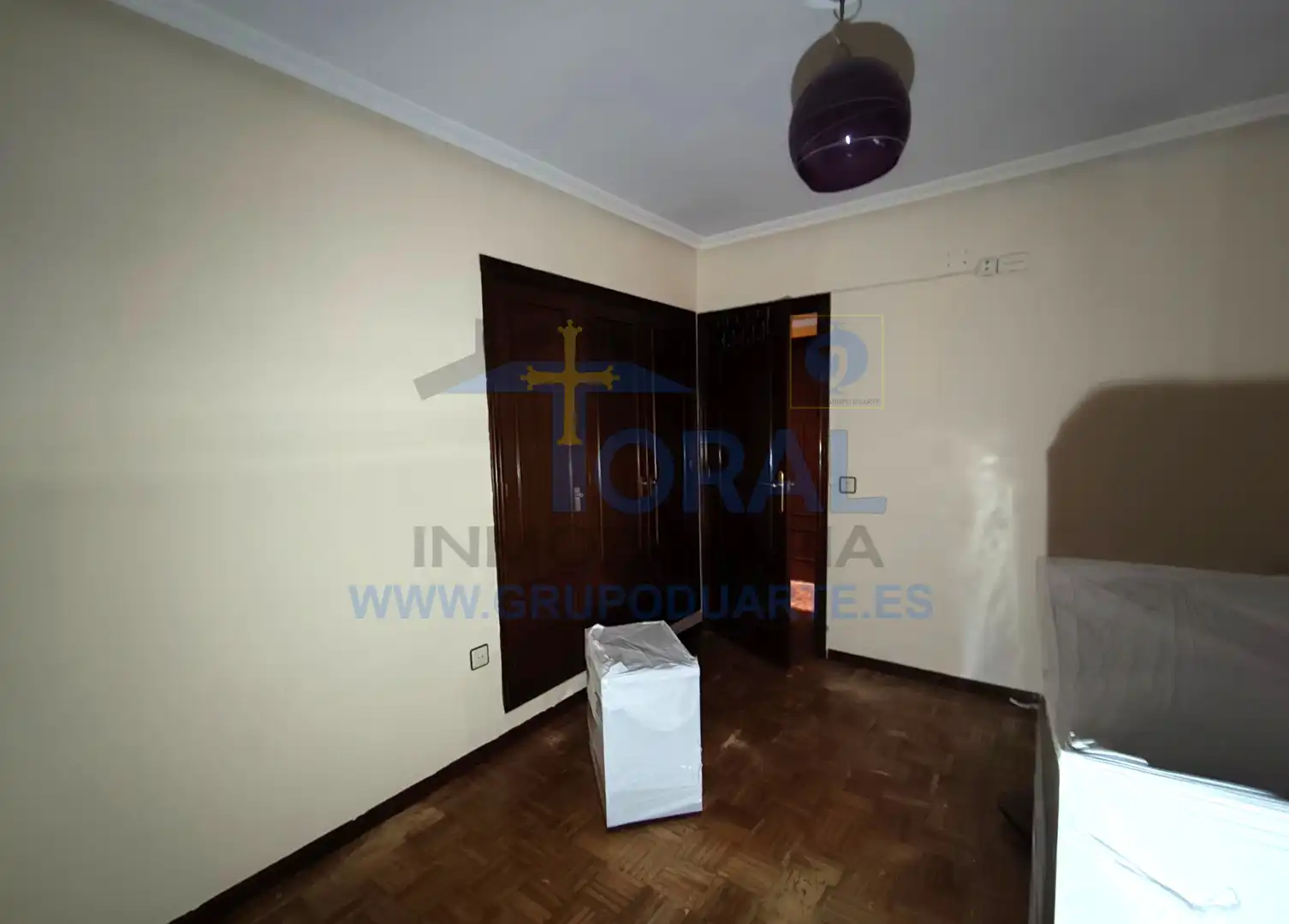 Piso en venta en Gijón  con Parquet, Trastero y Amueblado