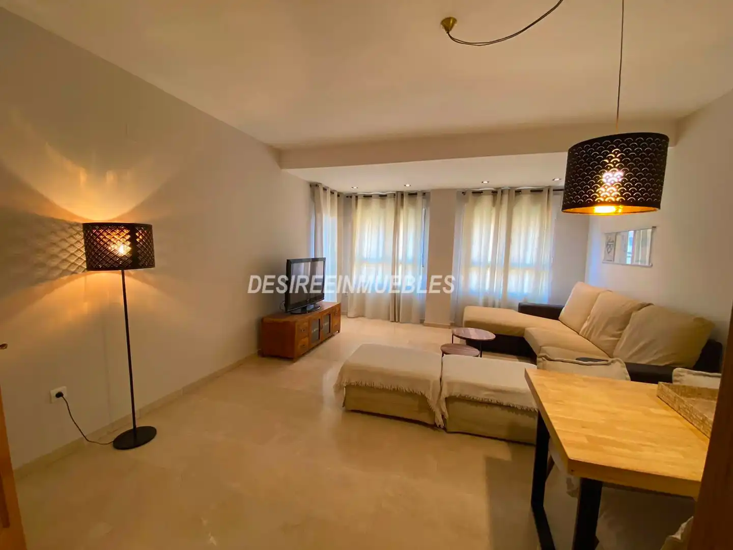 Living room of Flat for rent in Valencia  with Air Conditioner, Heating and Terrace