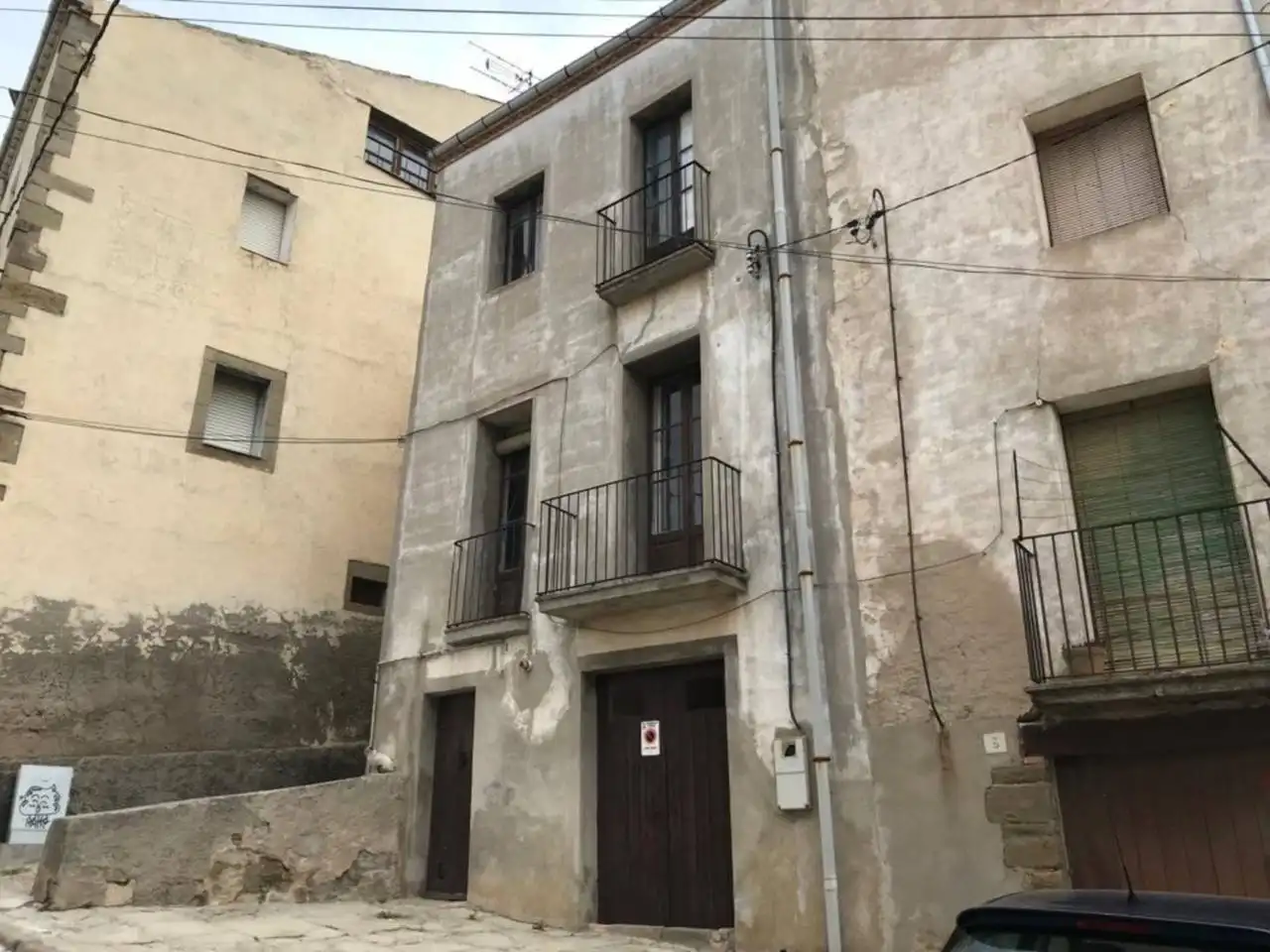 Vista exterior de Casa o xalet en venda en Cervera amb Calefacció, Terrassa i Moblat