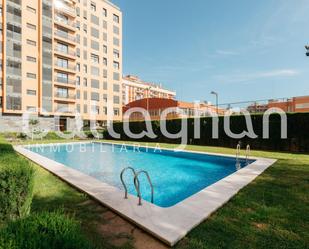 Piscina de Pis de lloguer en  Valencia Capital amb Aire condicionat, Jardí privat i Terrassa