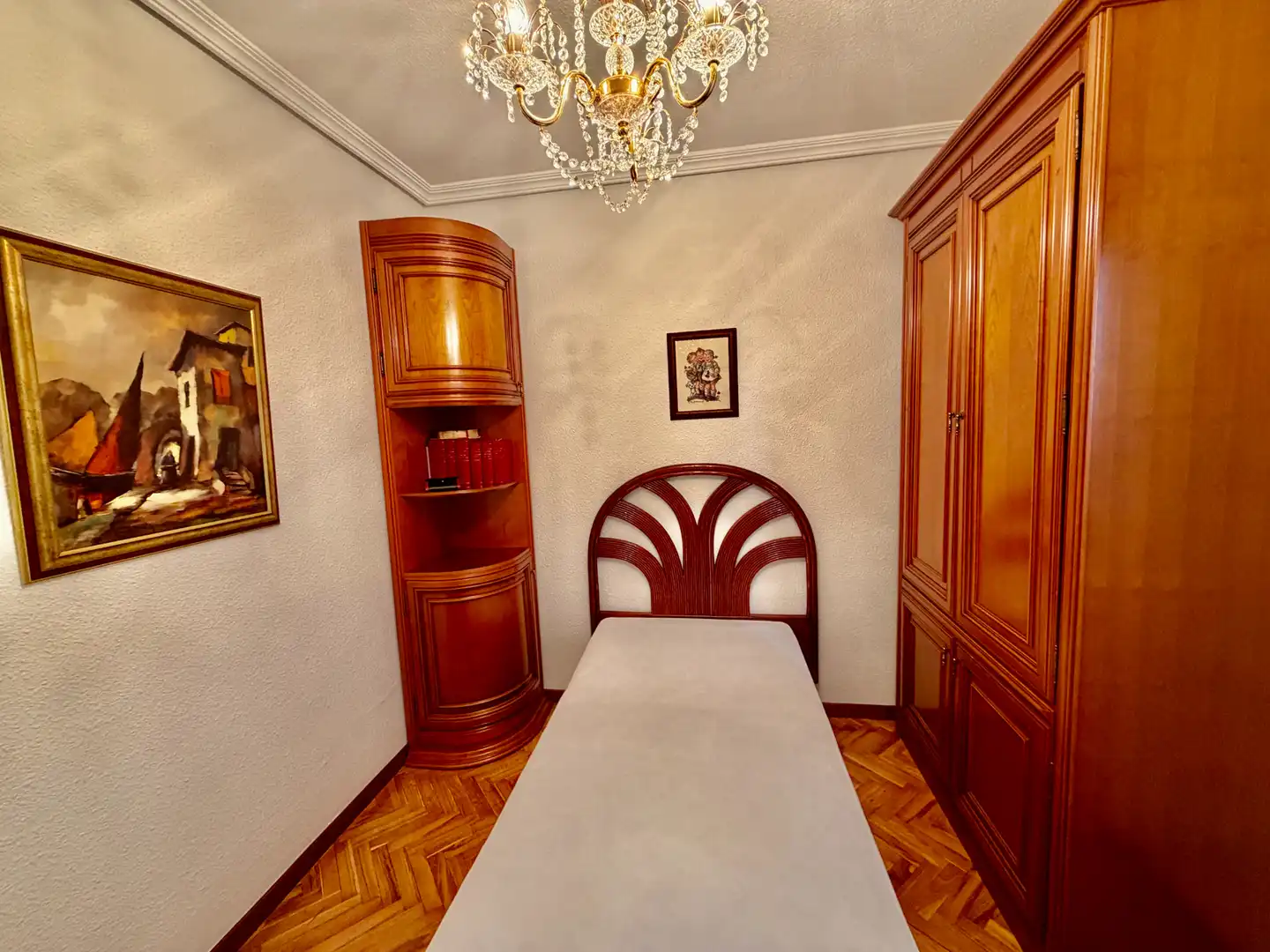 Habitación de Dúplex en venta en Leganés con Aire acondicionado, Calefacción y Jardín privado