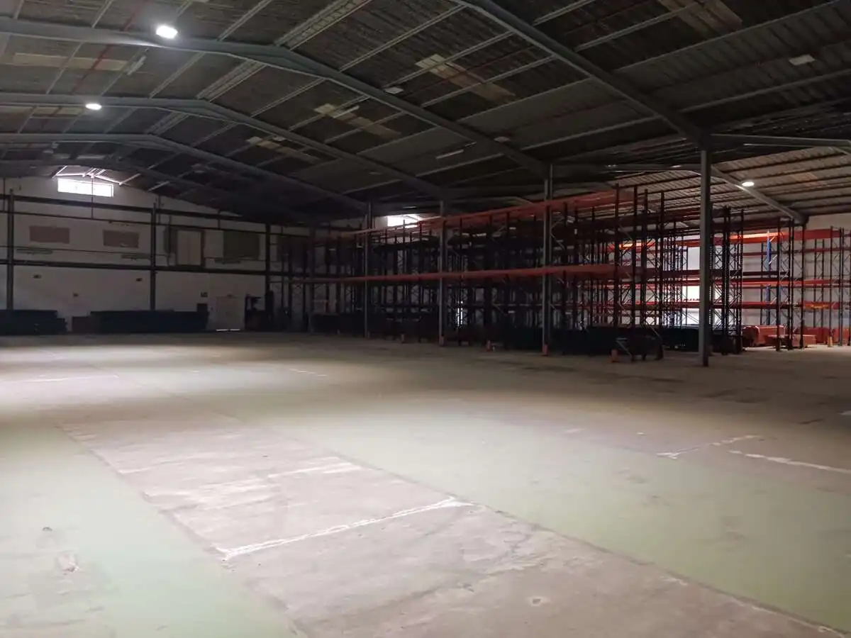 Nau industrial de lloguer en San Bartolomé