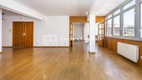 Exterior view of Flat for sale in  Barcelona Capital  with Air Conditioner and Heating