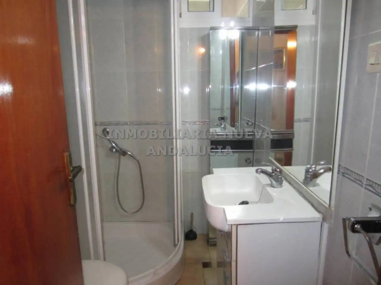 Bathroom of Flat for rent in Almería  with Furnished