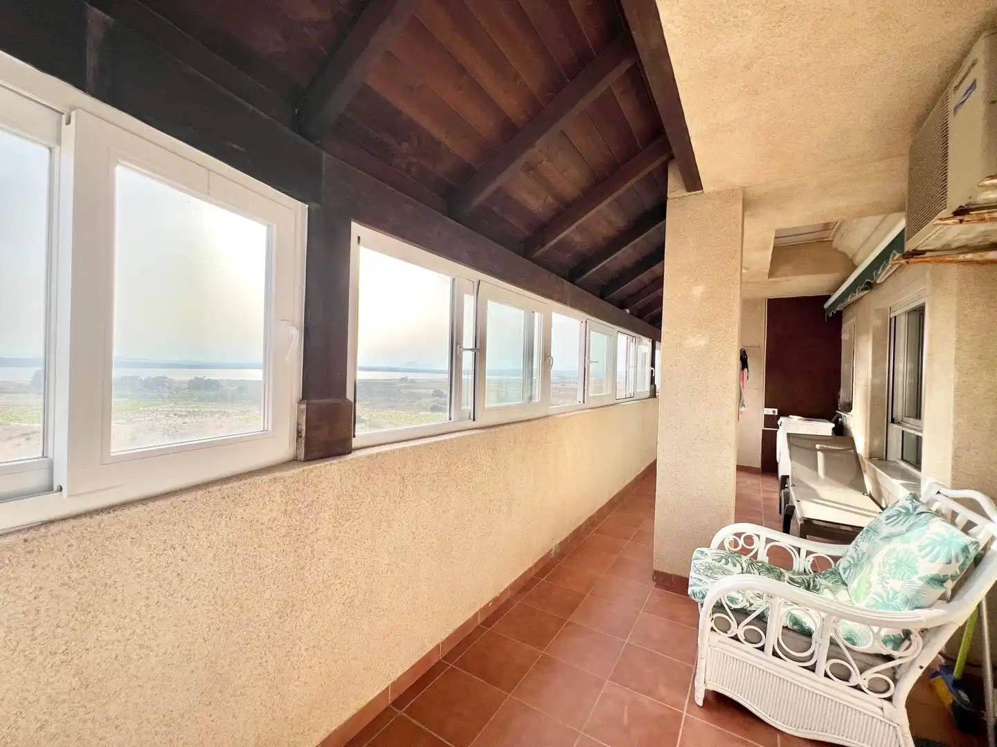 Terraza de Ático de alquiler en Torrevieja con Aire acondicionado, Calefacción y Terraza
