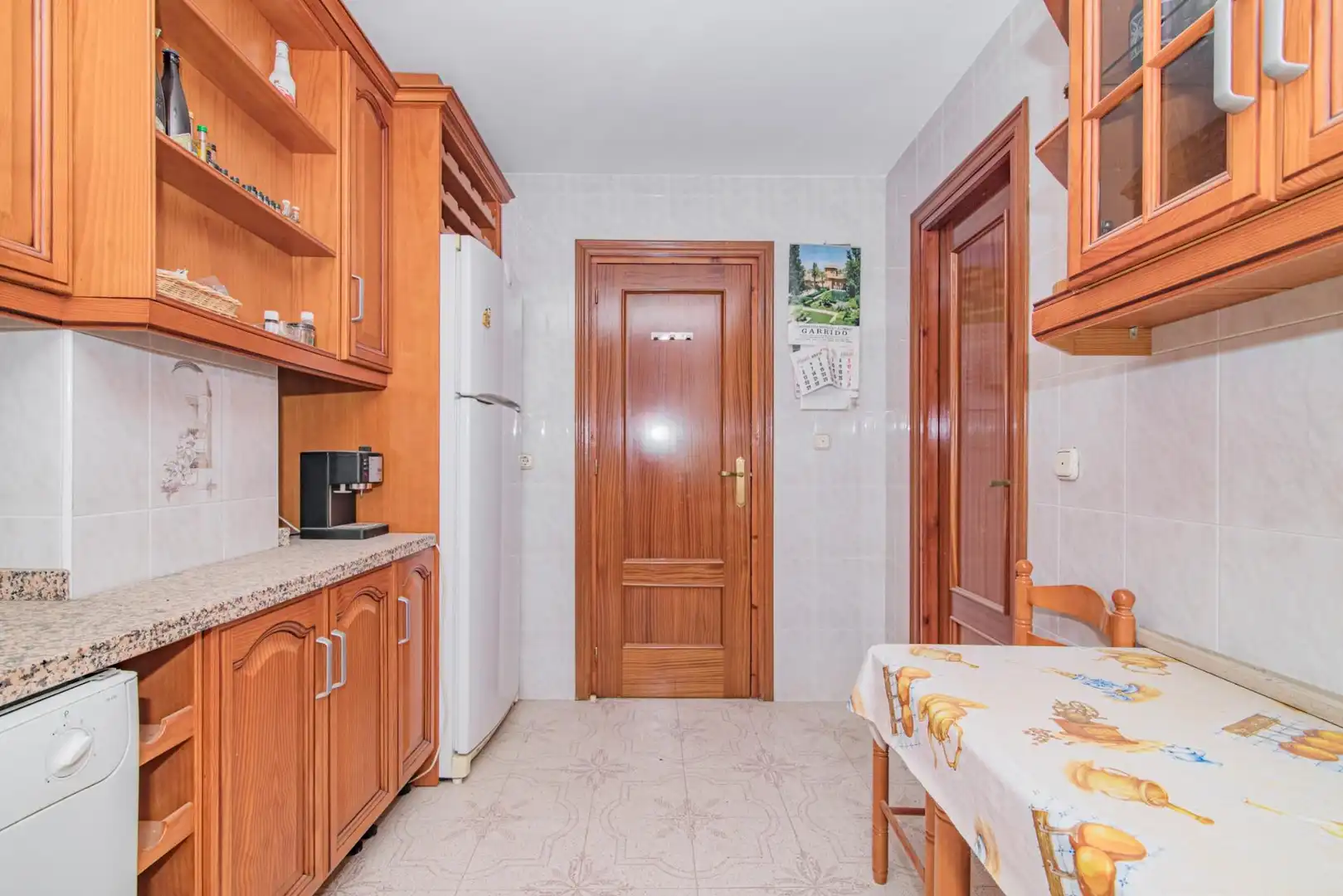 Küche von Wohnung zum Verkauf in Montefrío mit Balkon