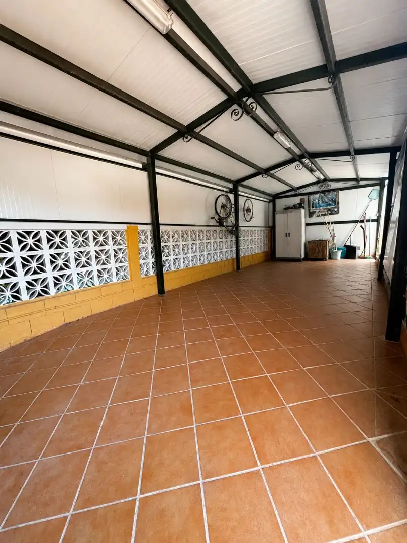 Casa o chalet en venta en Alhaurín de la Torre con Aire acondicionado, Jardín privado y Terraza