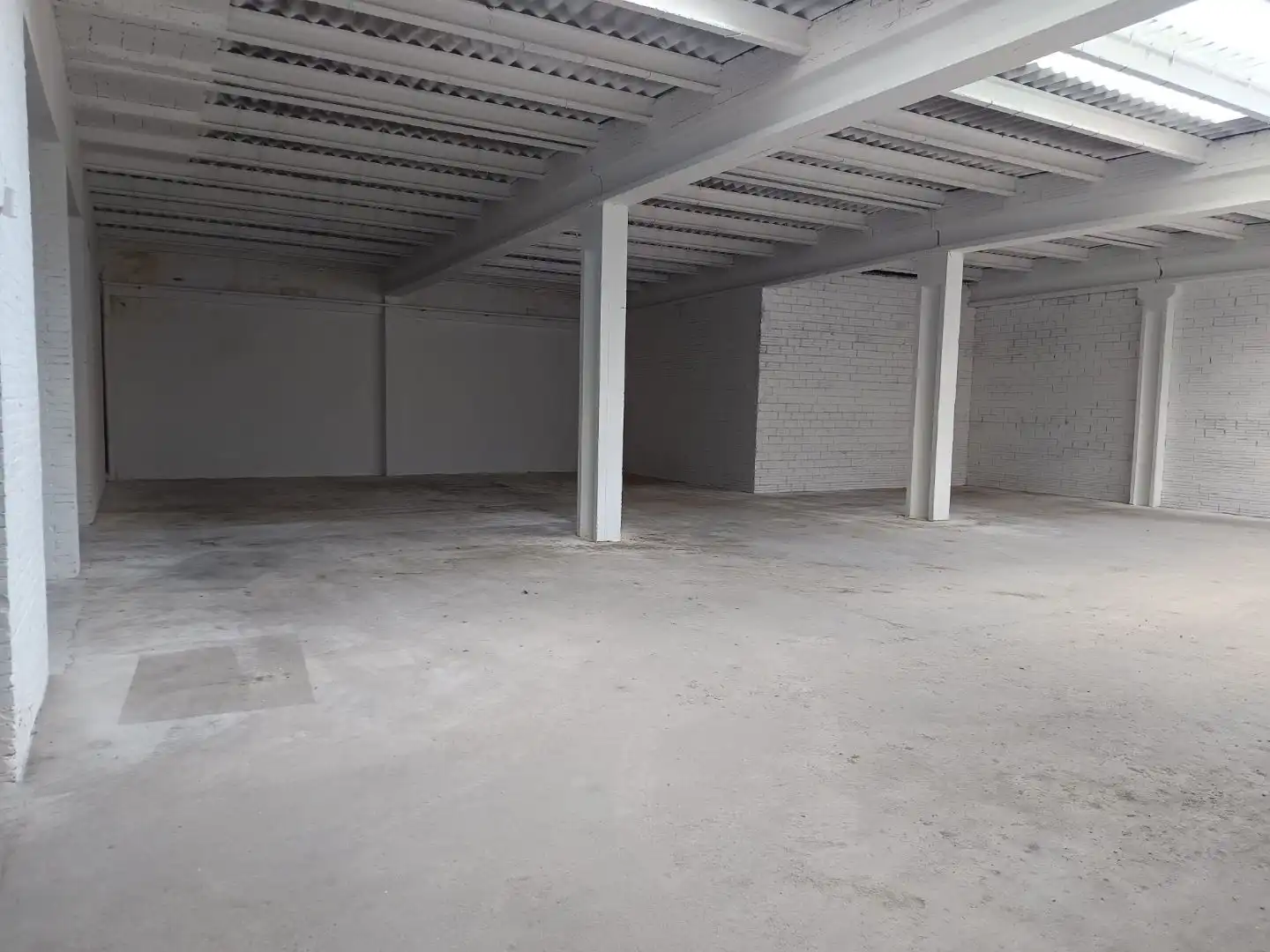 Gewerbefläche zur Miete in Comte Oliba 35