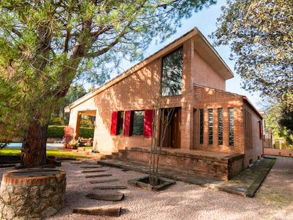 Vista exterior de Casa o xalet en venda en Galapagar amb Calefacció, Jardí privat i Parquet