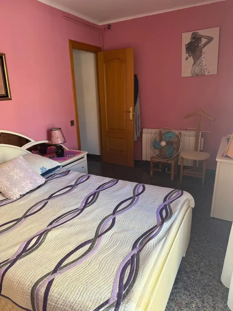 Habitación de Piso en venta en Sant Celoni con Calefacción