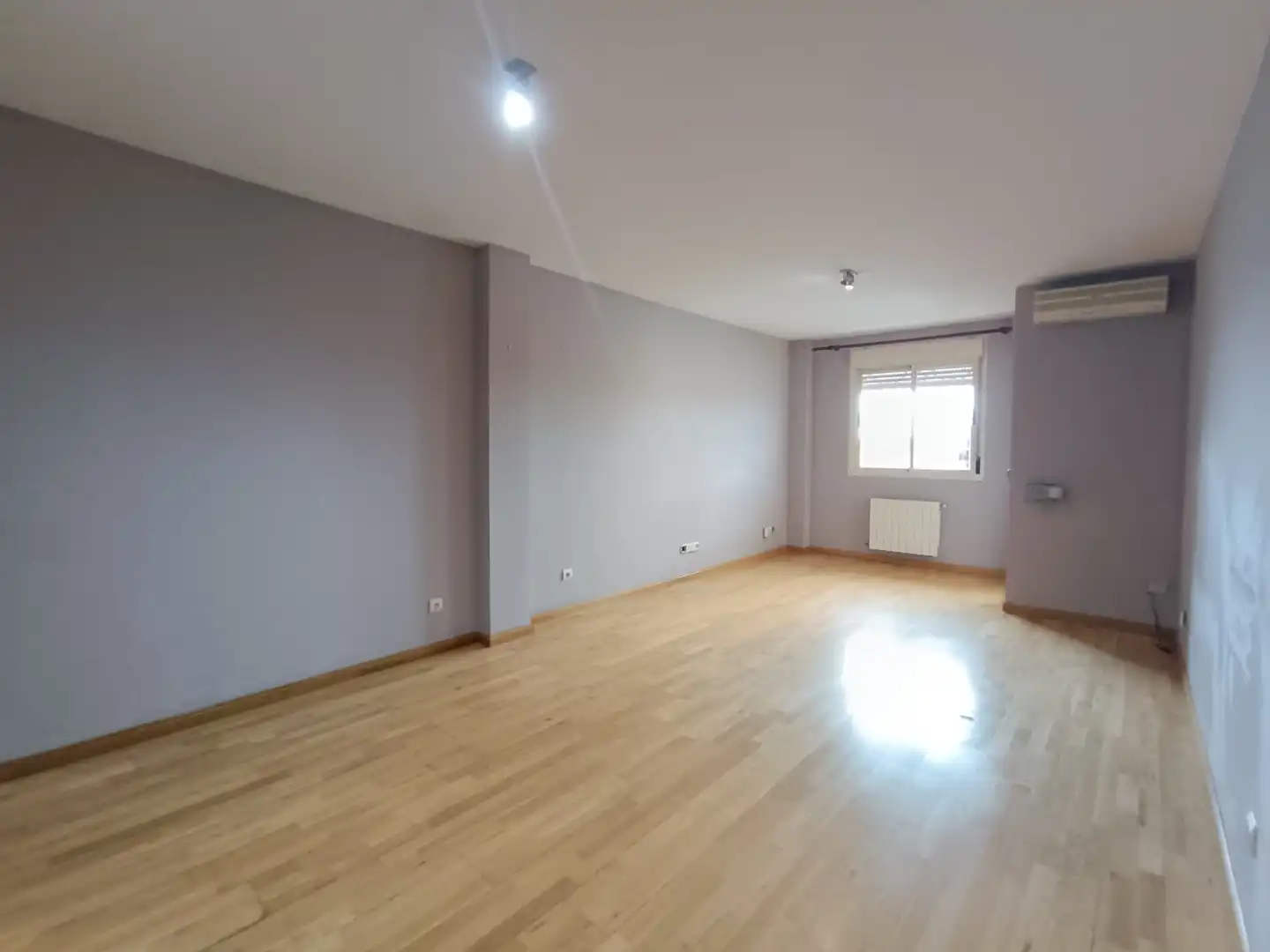 Schlafzimmer von Wohnungen zum Verkauf in Villanueva del Pardillo mit Klimaanlage, Heizung und Parkett